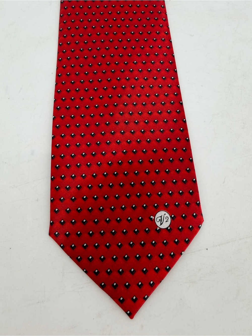 Versace Classic V2 Mens Silk Luxury Necktie Handmade In Italy